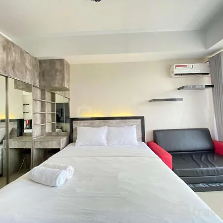 Bright Studio Room At Beverly Dago Apartment By Travelio